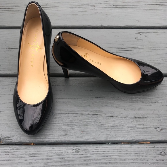 Ivanka Trump Shoes - Ivanka Trump | pumps